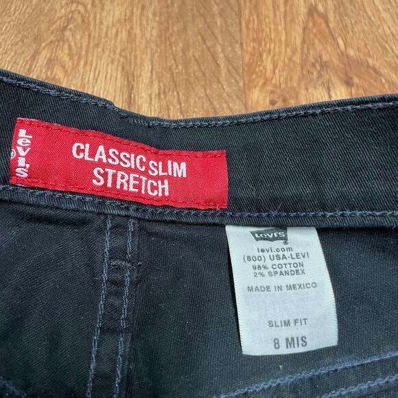 Levis Classic Slim Fit Stretch Dark Black Cropped Mom Jeans Size 8 Misses - Picture 6 of 9